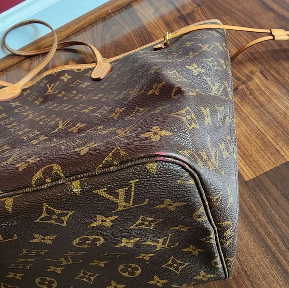 Traded! Louis Vuitton GM Neverfull with Piovine Interior - Picture 9 of 16